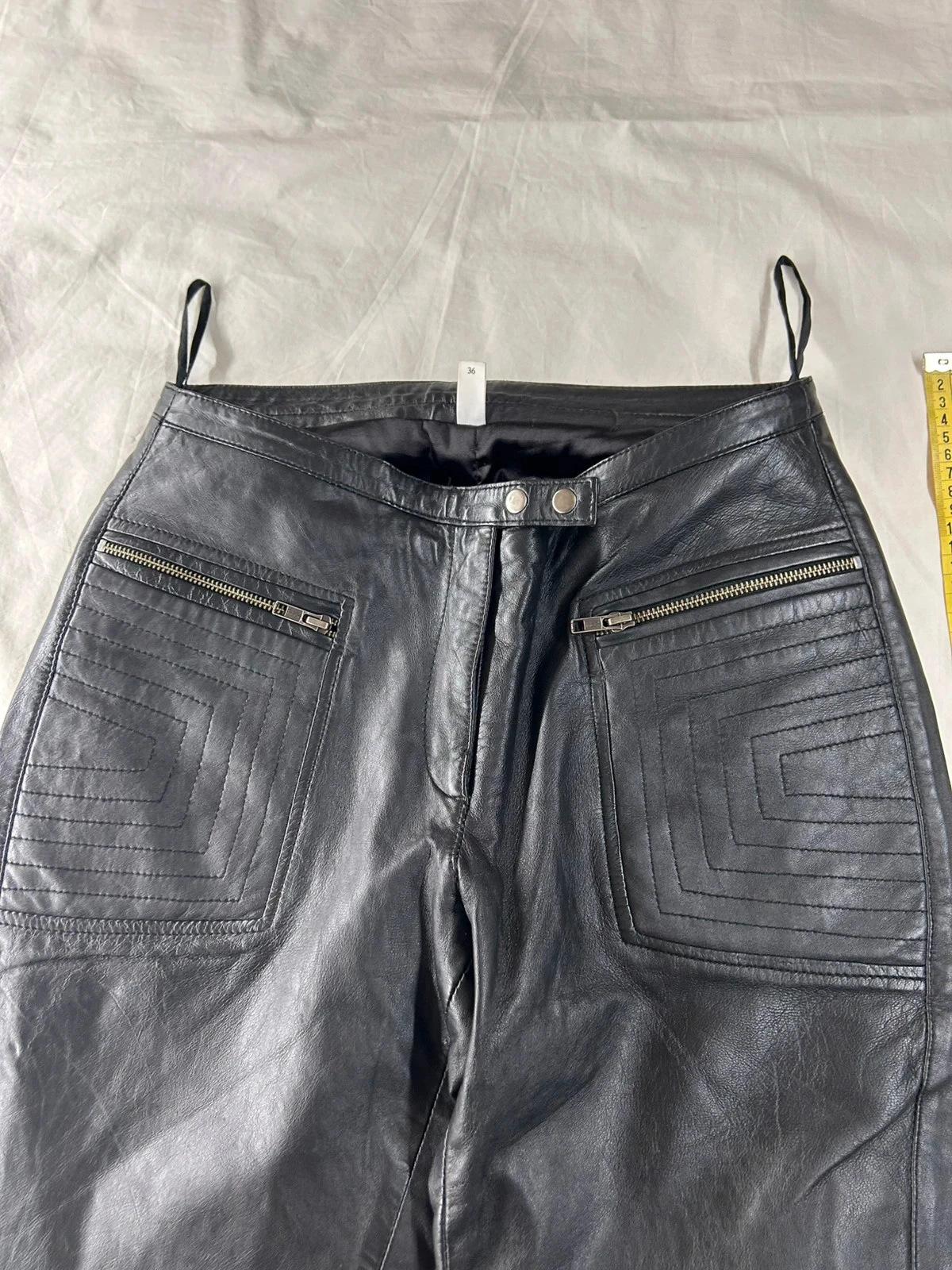 Pantalón negro recto de cuero Vero Moda talla 36 100% cuero – photo 2
